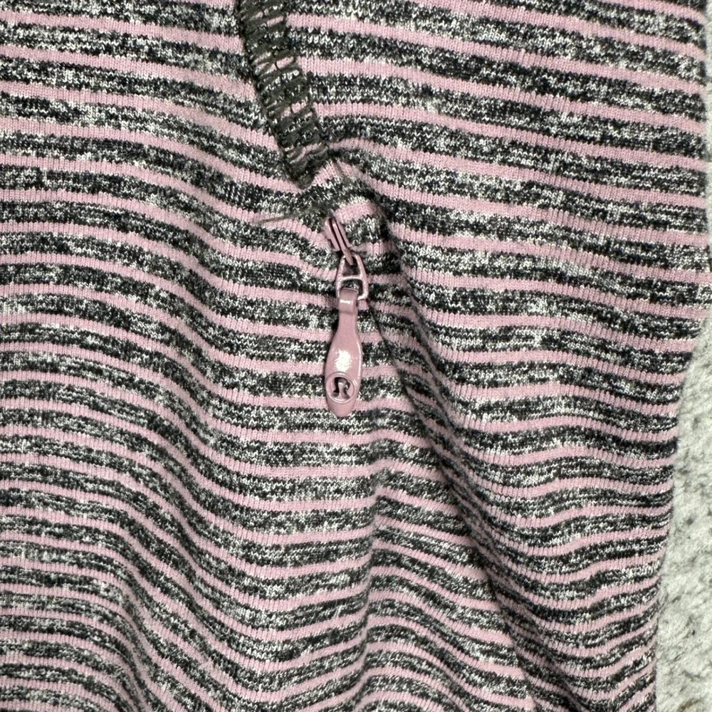 Lululemon Sweatshirt Womens 8 Pink Black Run Swiftly Tech Half Zip Pullover Logo